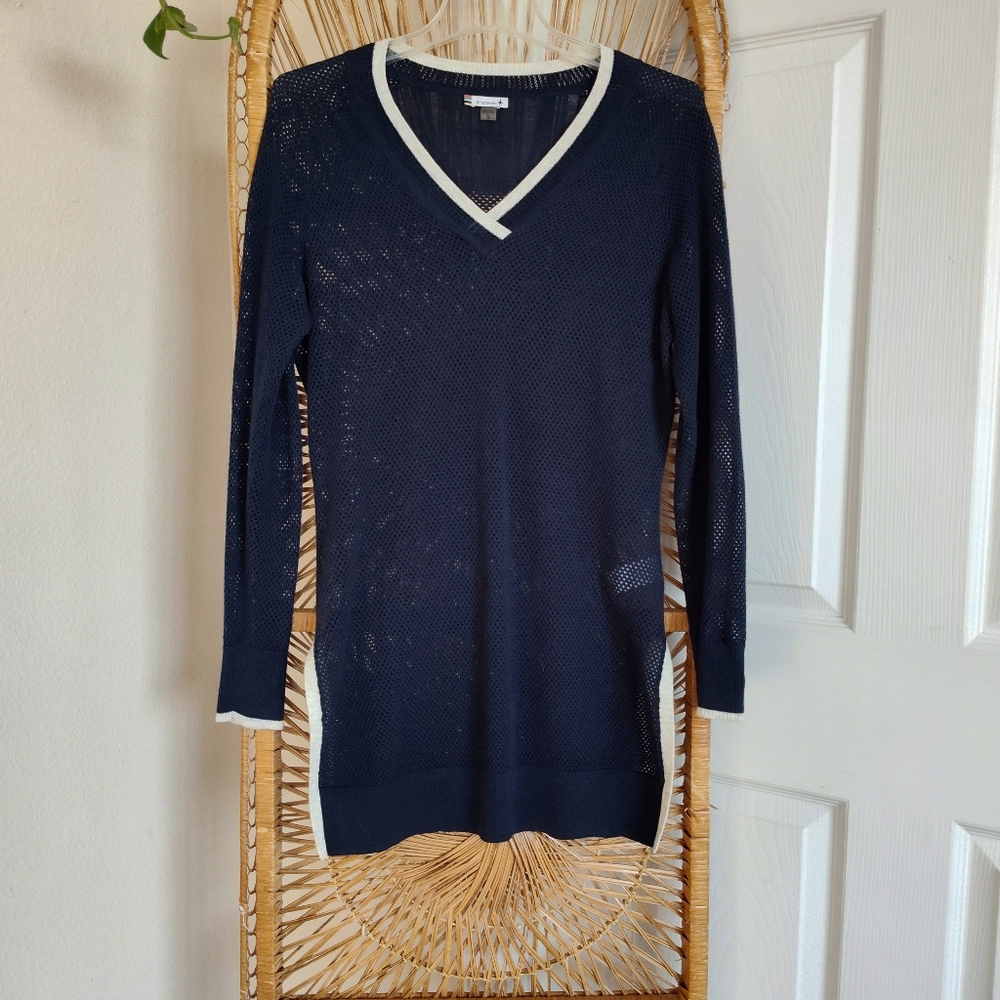 Smartwool Navy V-Neck Mesh Tunic with White Trim